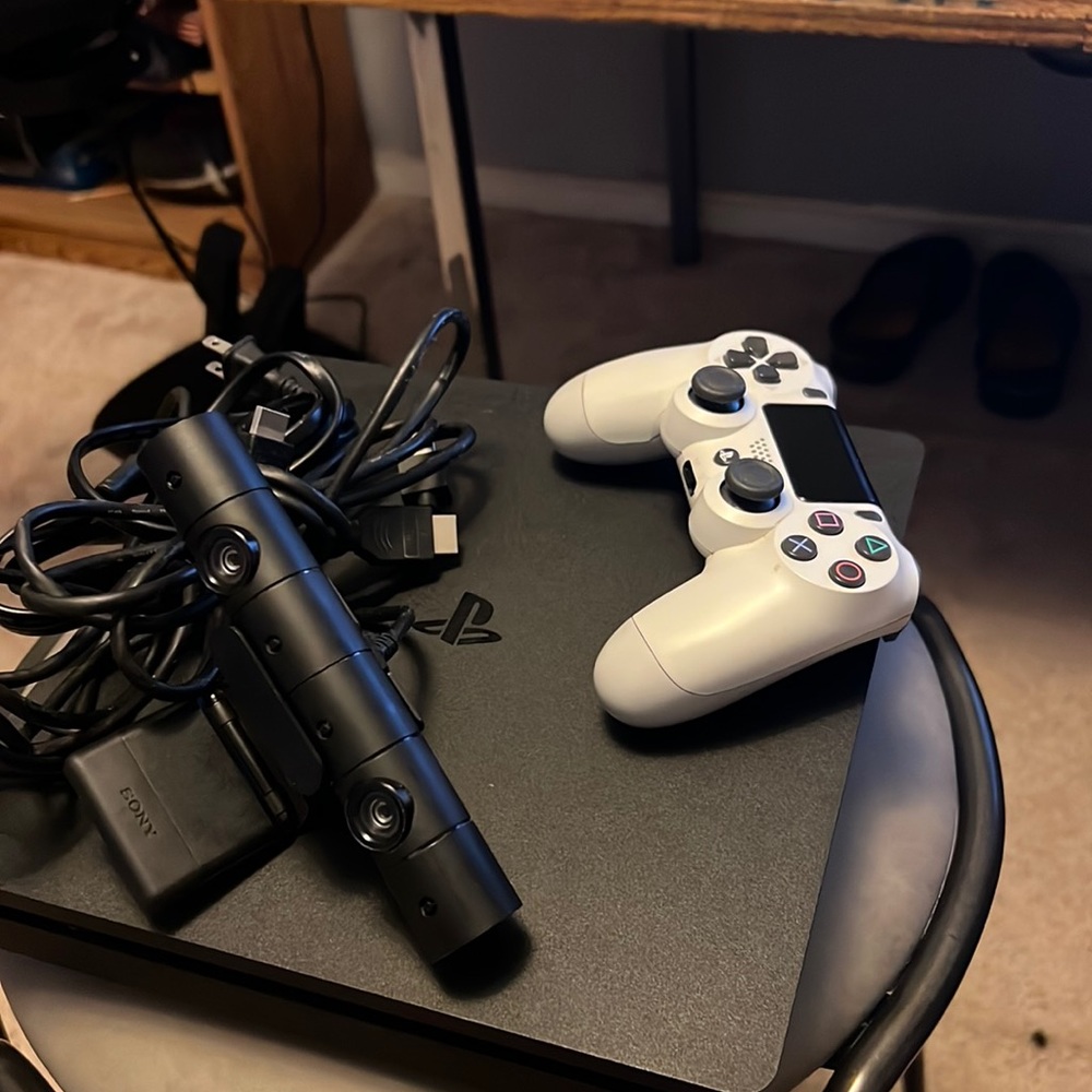 selling my son PlayStation 4 Console control Camera Power Cord almost brand new.